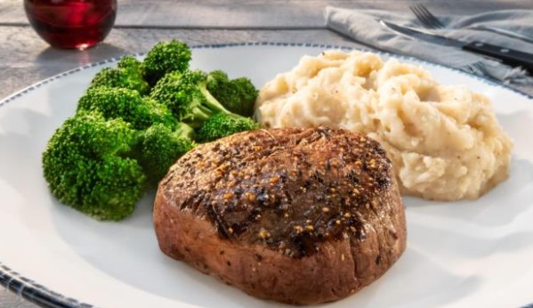 Redlobster 6 oz. Filet Mignon