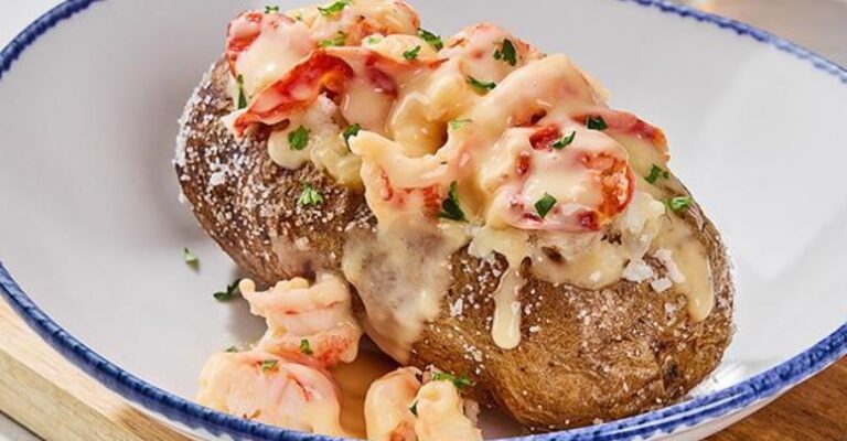 Redlobster Creamy Lobster Baked Potato